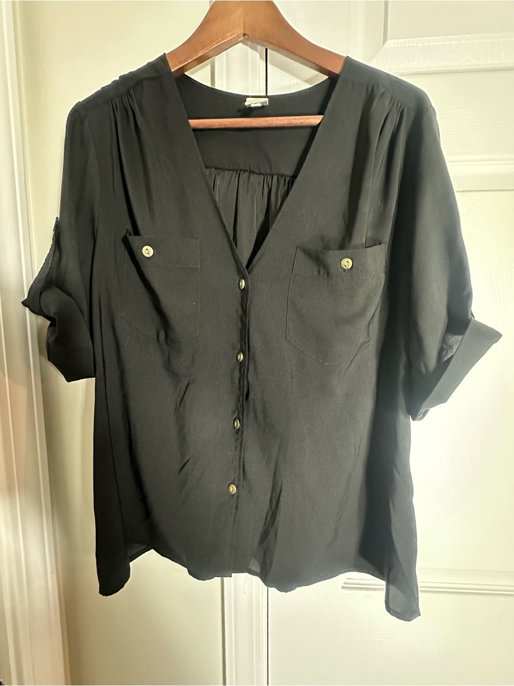 A New York Black Button-Front Women's Blouse